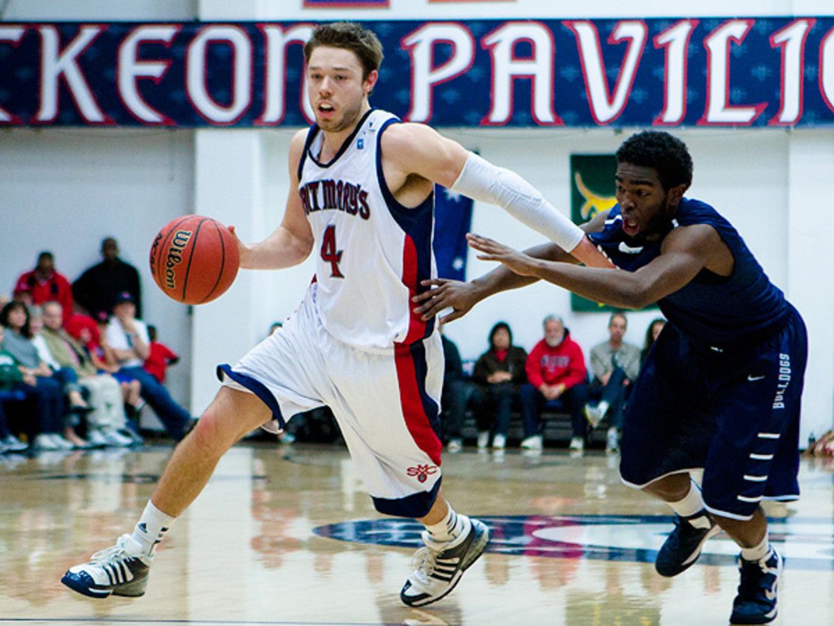 Saint Mary's has dropped down to the First Four, a shaky position for the Gaels. (John Hefti/Icon SMI)