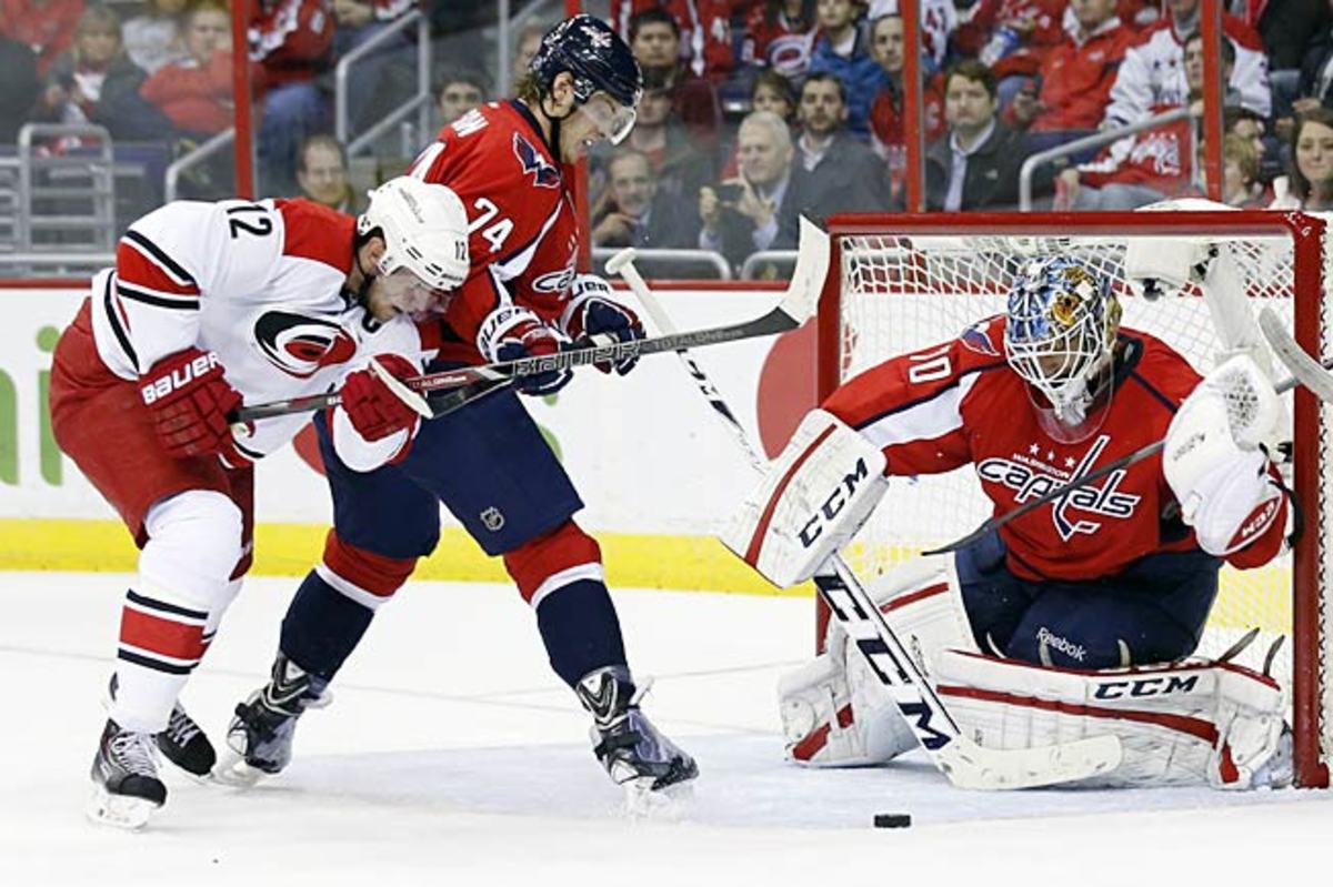 Washington Capitals goalies seek new chapter with assist from Olaf