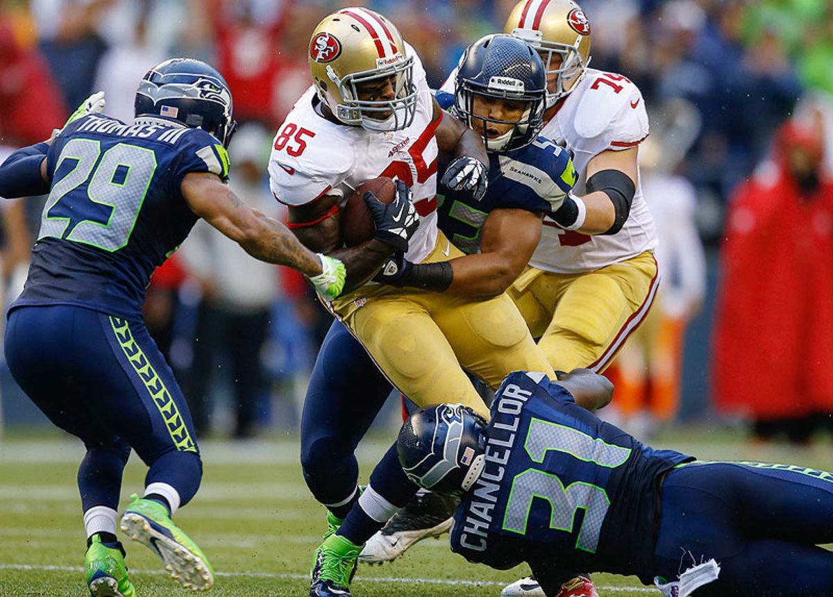 In the Seahawks' 29-3 win in Week 2, Niners tight end Vernon Davis was limited to three catches for 20 yards. (Otto Gruele Jr./Getty Images)