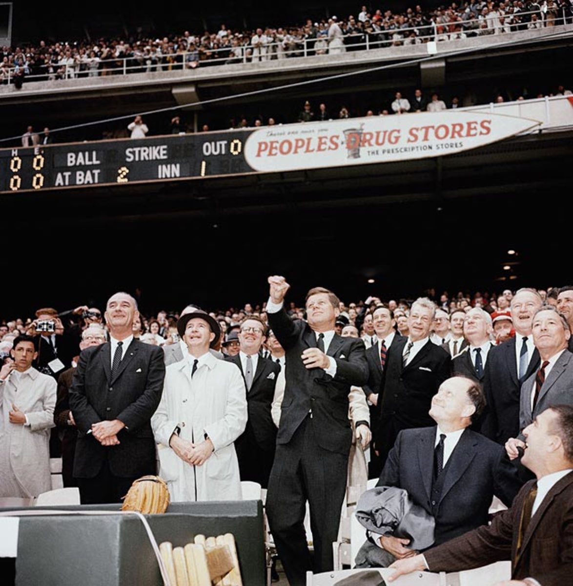 131121180927-1962-john-f-kennedy-senators-tigers-single-image-cut.jpg