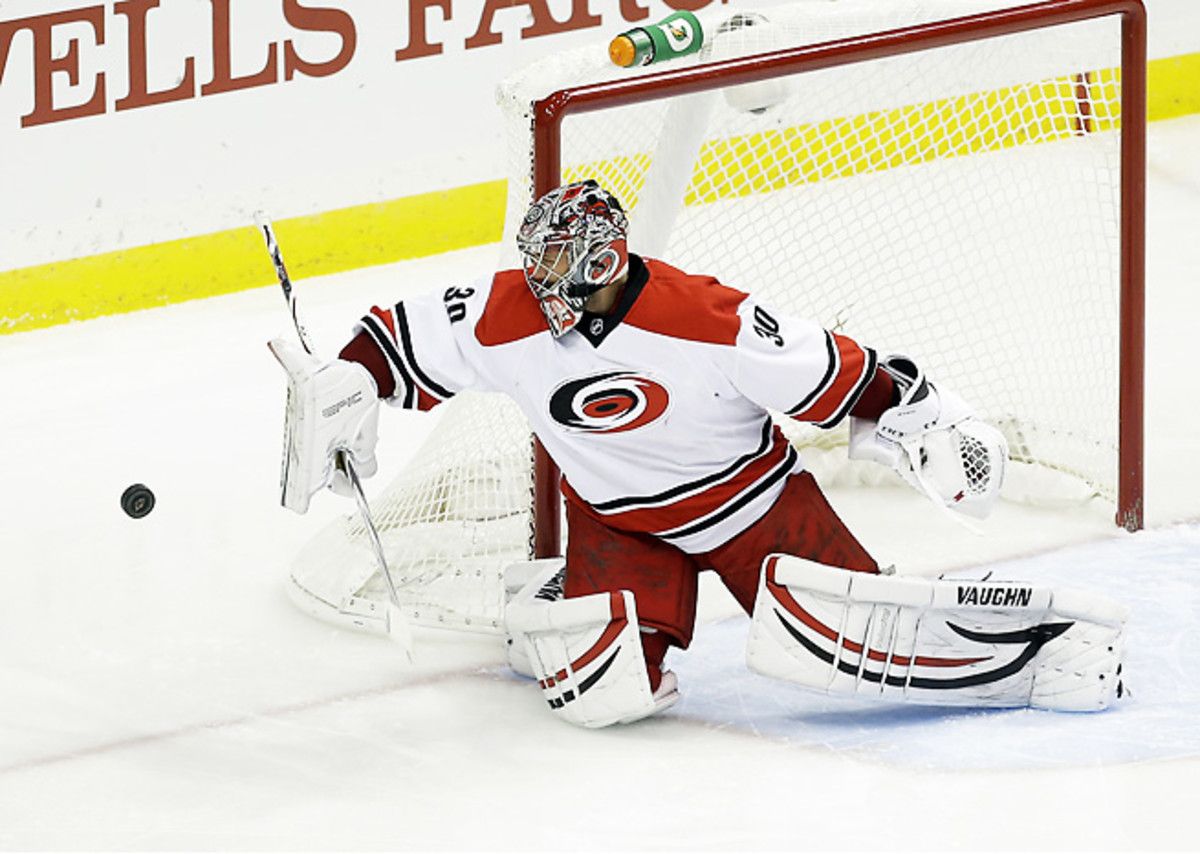 Cam Ward started eight of ten games for the Hurricanes to start the 2013-2014 season.