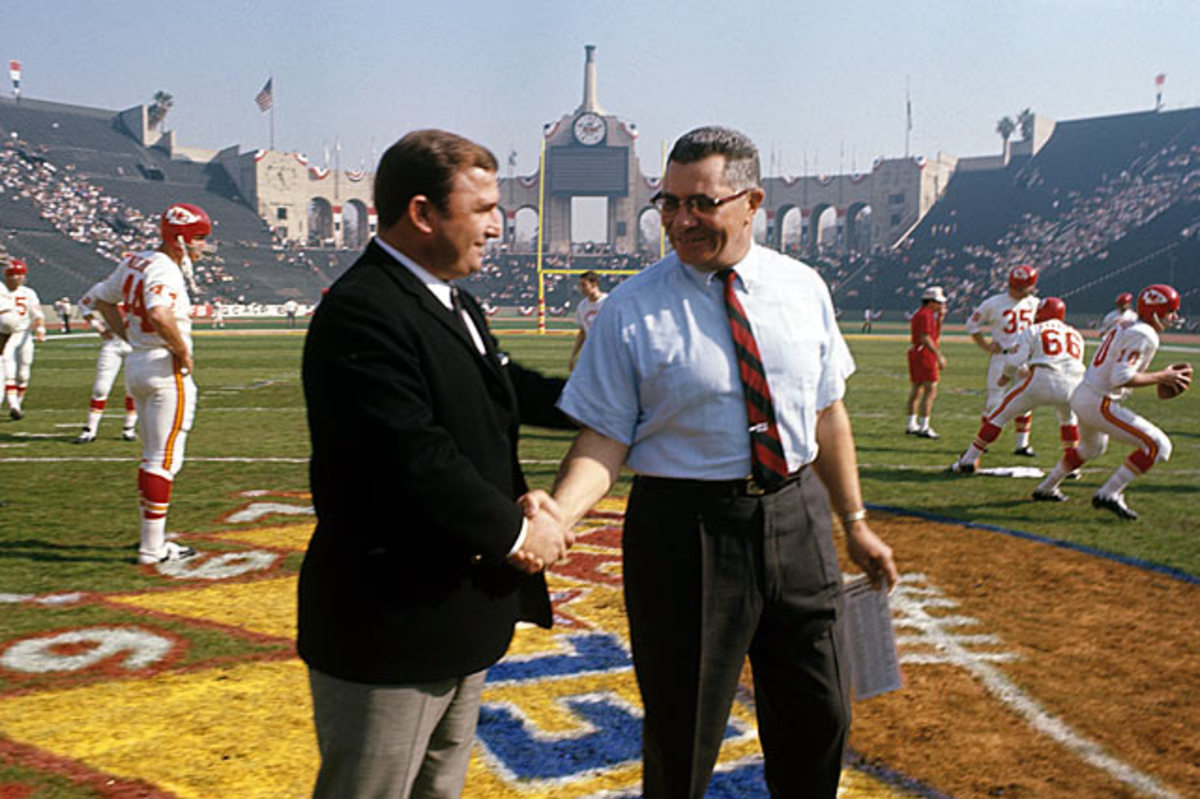 130611102056-hank-stram-vince-lombardi-super-bowl-i-nlc-00098-single-image-cut.jpg