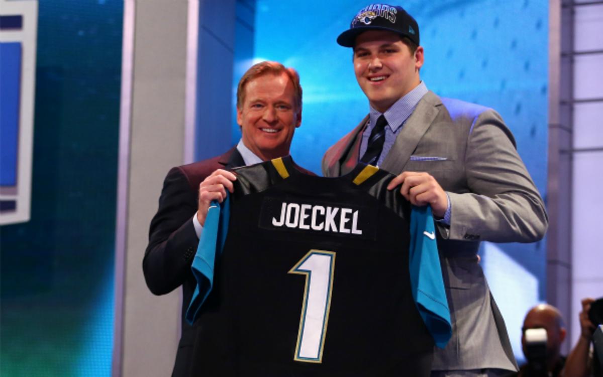 Jacksonville Jaguars sign right tackle Luke Joeckel. (Al Bello/Getty Images)
