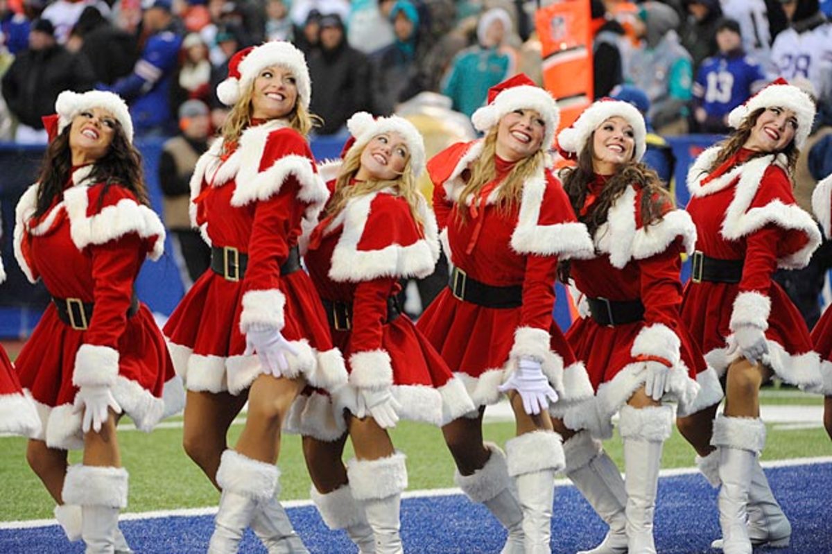 131223165349-buffalo-bills-jills-cheerleaders-ap991873506126-8-single-image-cut.jpg