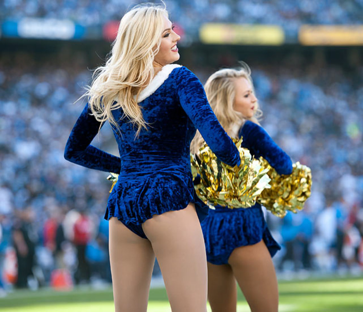 131223165640-san-diego-charger-girls-cheerleaders-25446973-single-image-cut.jpg