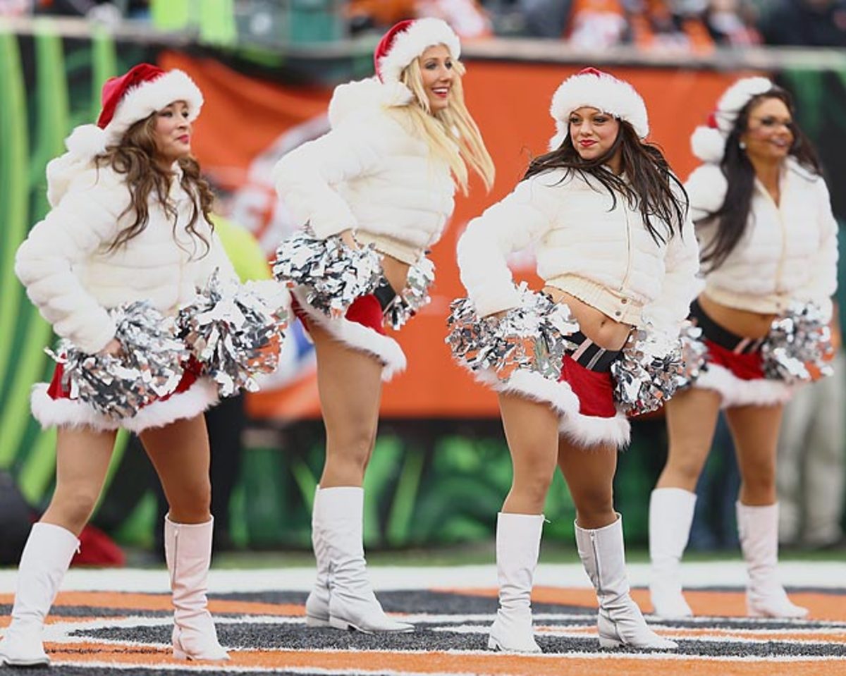 131223165410-cincinnati-bengals-ben-gals-cheerleaders-458911161-single-image-cut.jpg