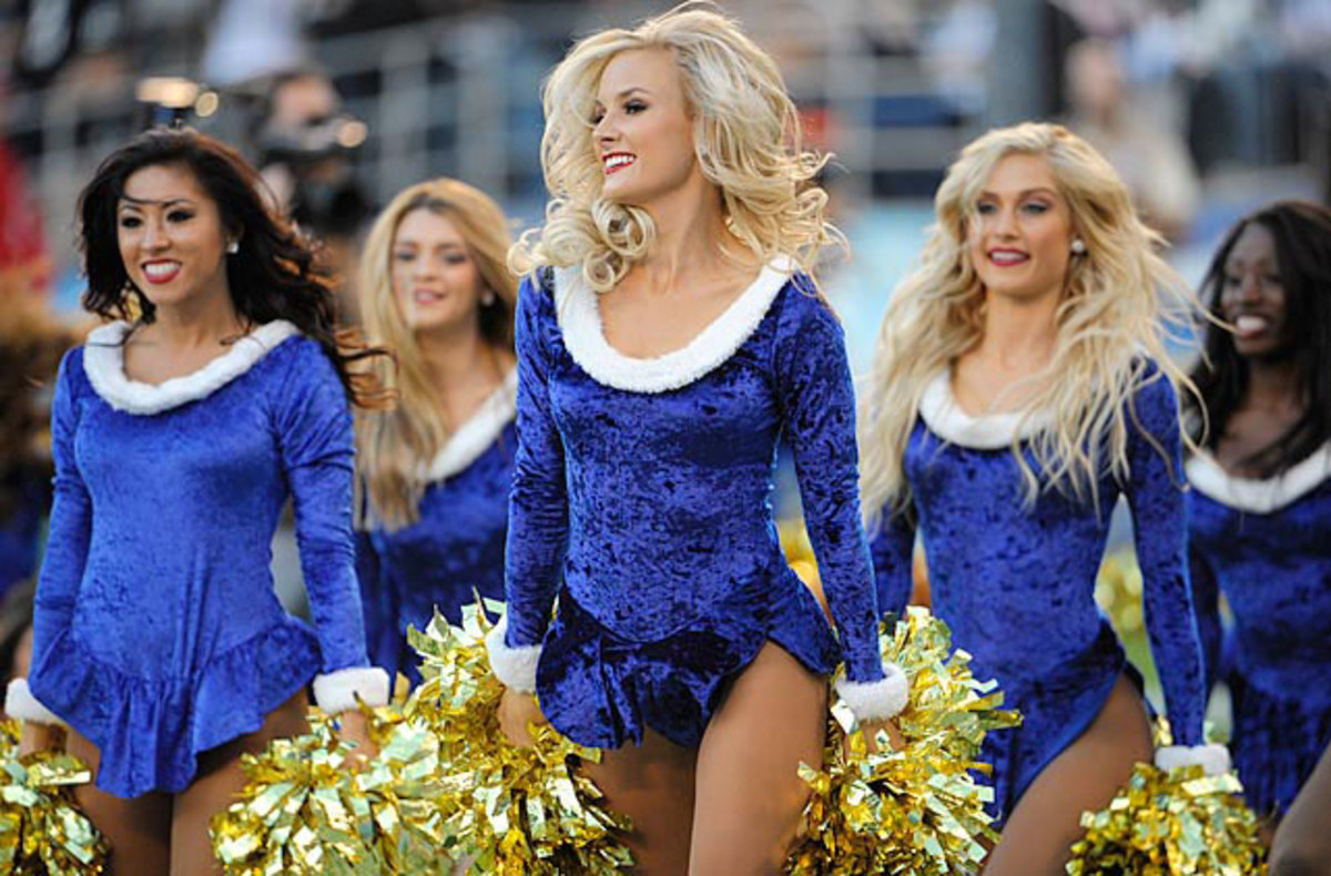 131223165654-san-diego-charger-girls-cheerleaders-ap458463493432-11-single-image-cut.jpg