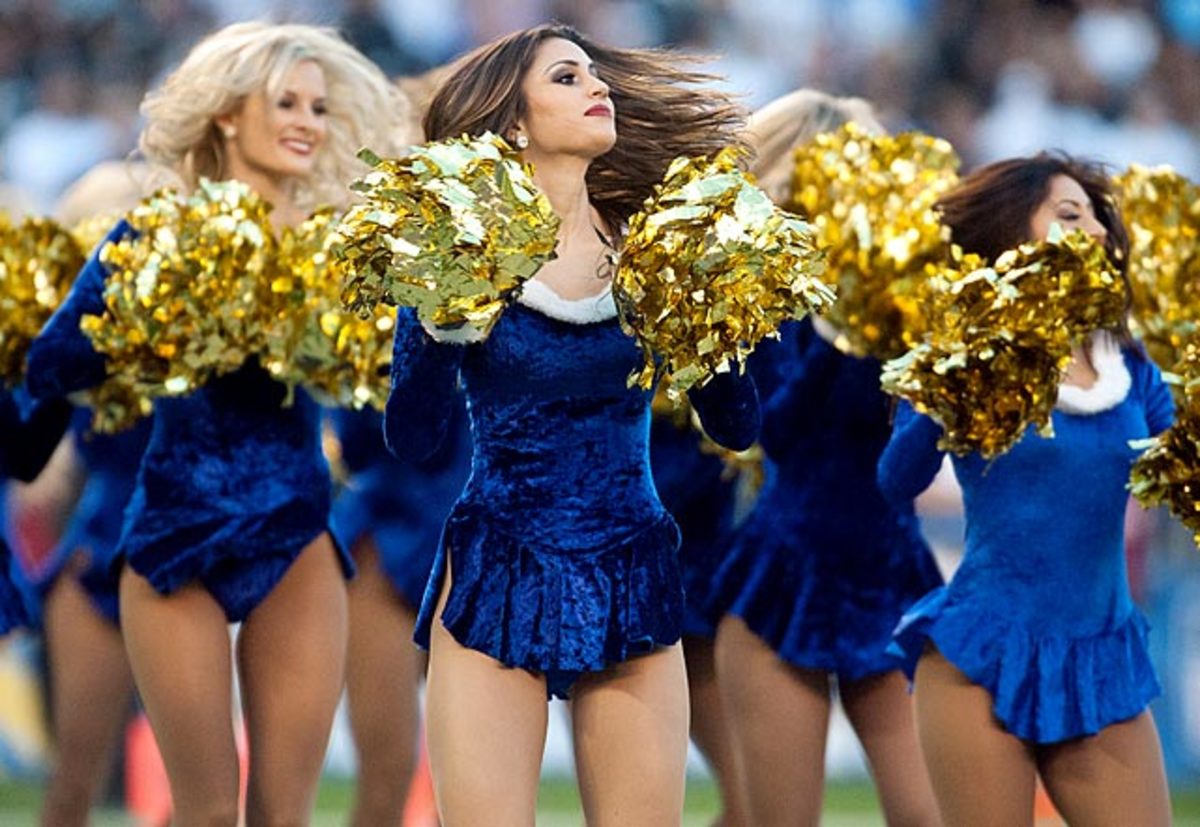 131223165651-san-diego-charger-girls-cheerleaders-25447018-single-image-cut.jpg