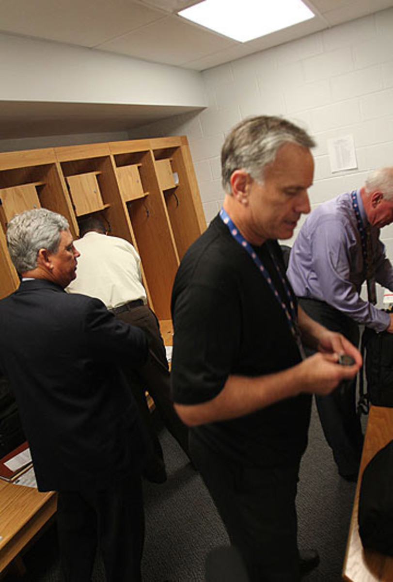 lockerroom-1-800.jpg