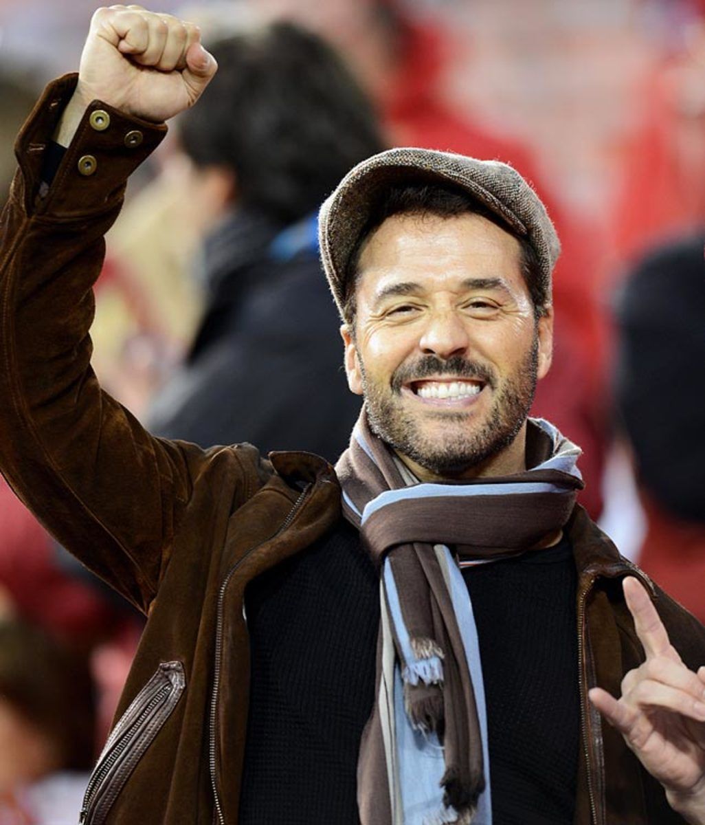 130131180617-jeremy-piven-single-image-cut.jpg