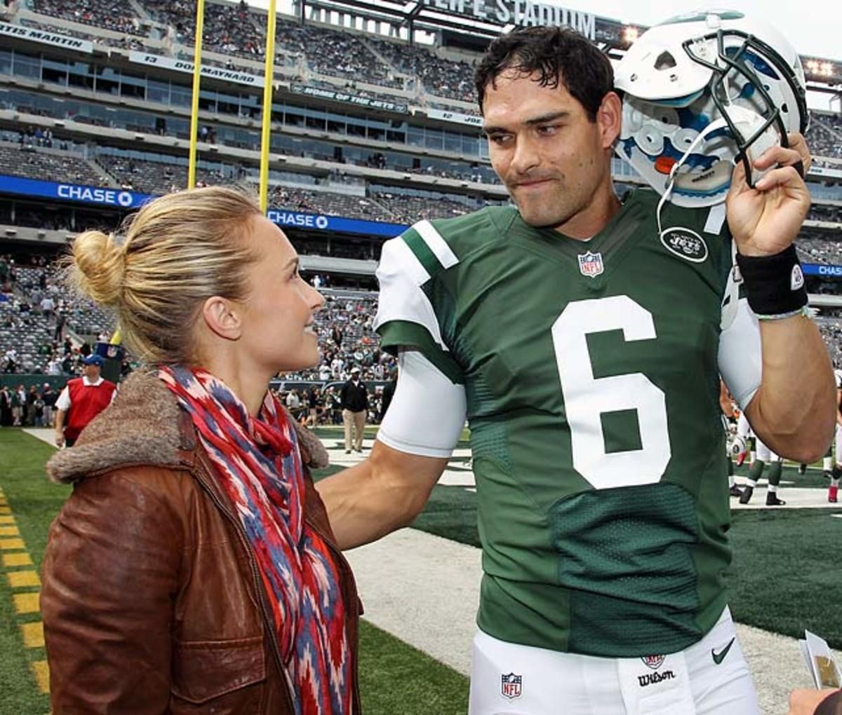 130131180607-hayden-pannittiere-mark-sanchez-scotty-mcknight-single-image-cut.jpg