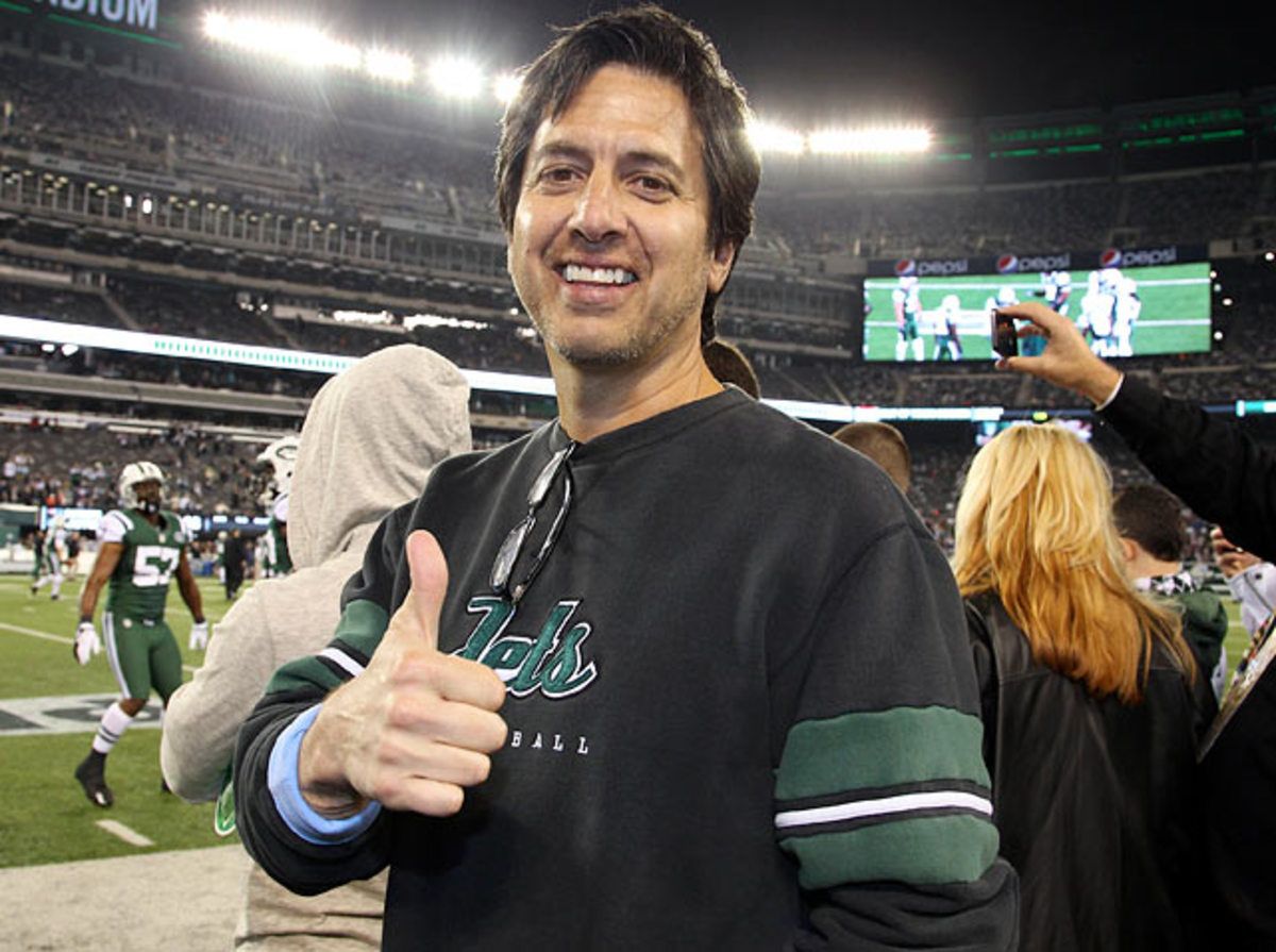 130131180703-ray-romano-single-image-cut.jpg