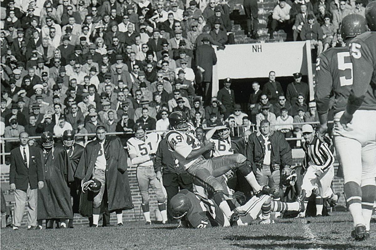 Bobby Mitchell and the Redskins played in Philly that Sunday, though players described the atmosphere as churchlike. (AP)
