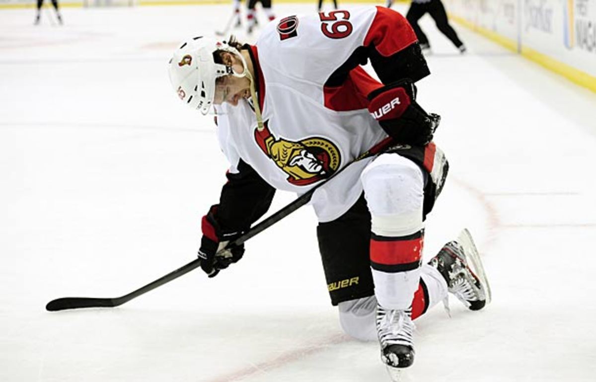 Erik Karlsson of the Ottawa Senators will play again only 10 weeks after suffering a major Achilles injury.