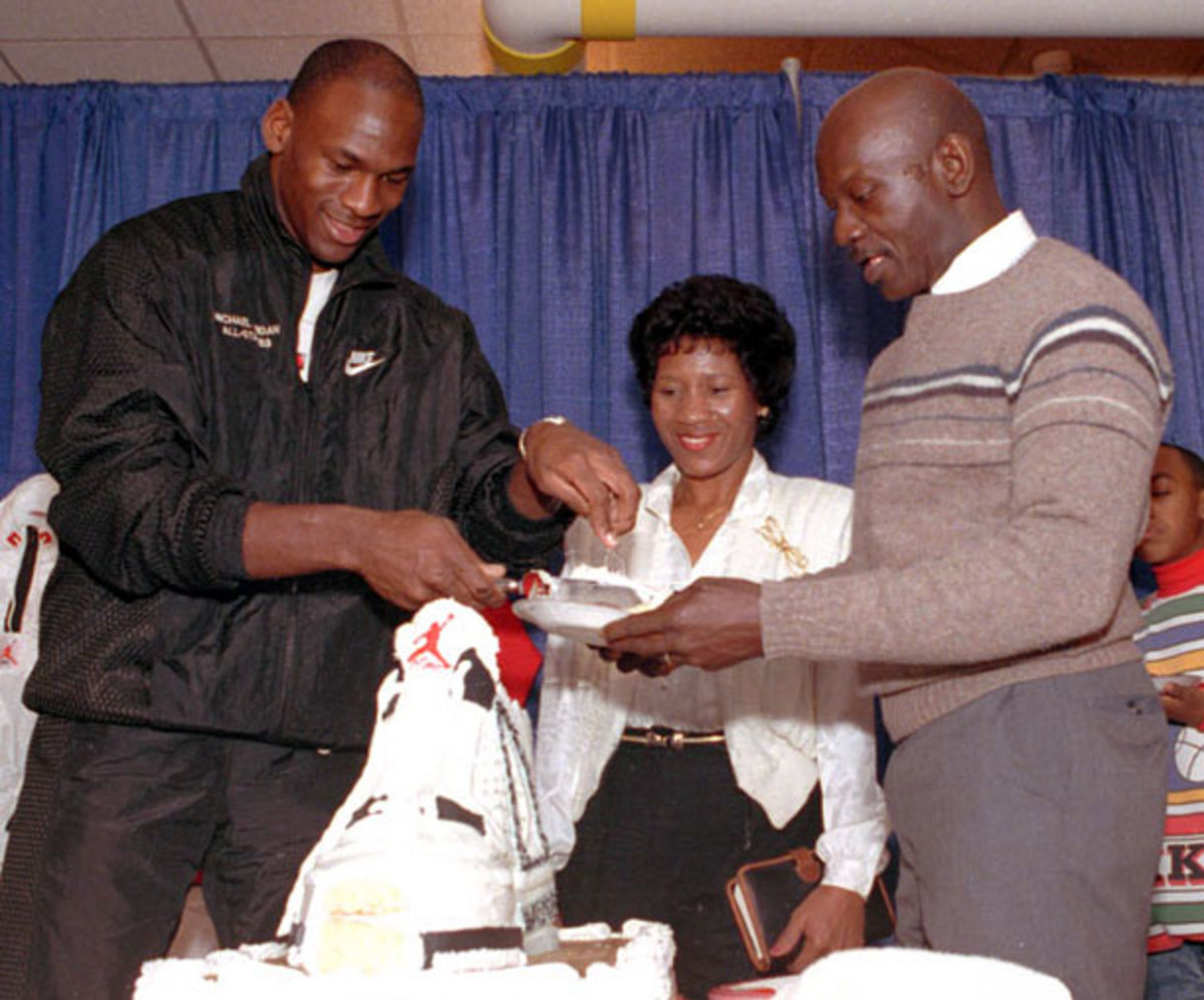 Michael Jordan cuts a Jordan cake