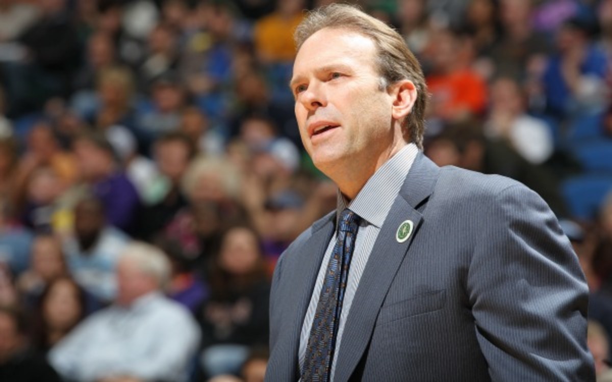 Kurt Rambis is coming back to the Lakers as an assistant coach. (David Sherman/NBAE)