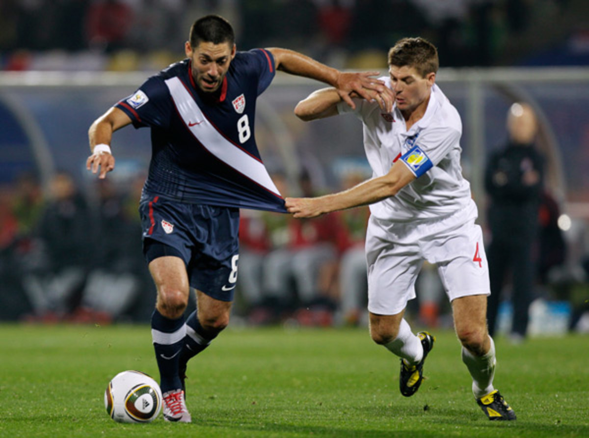 Clint Dempsey, Steven Gerrard