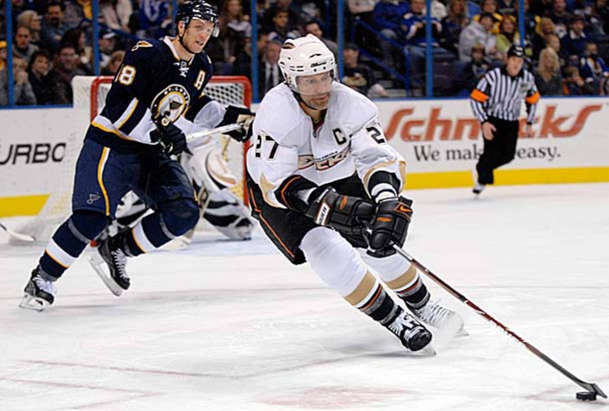 Scott Niedermayer is likely to be inducted into the Hockey Hall of Fame in 2013.