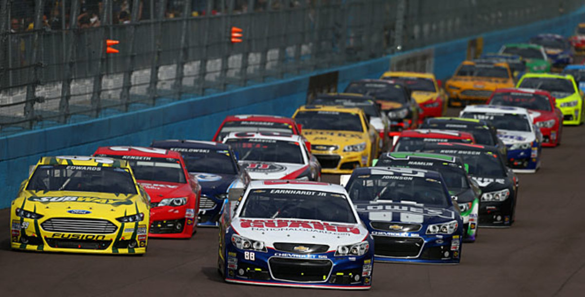Carl Edwards (left) and Jimmie Johnson (right) are accusing each other of restart chicanery.