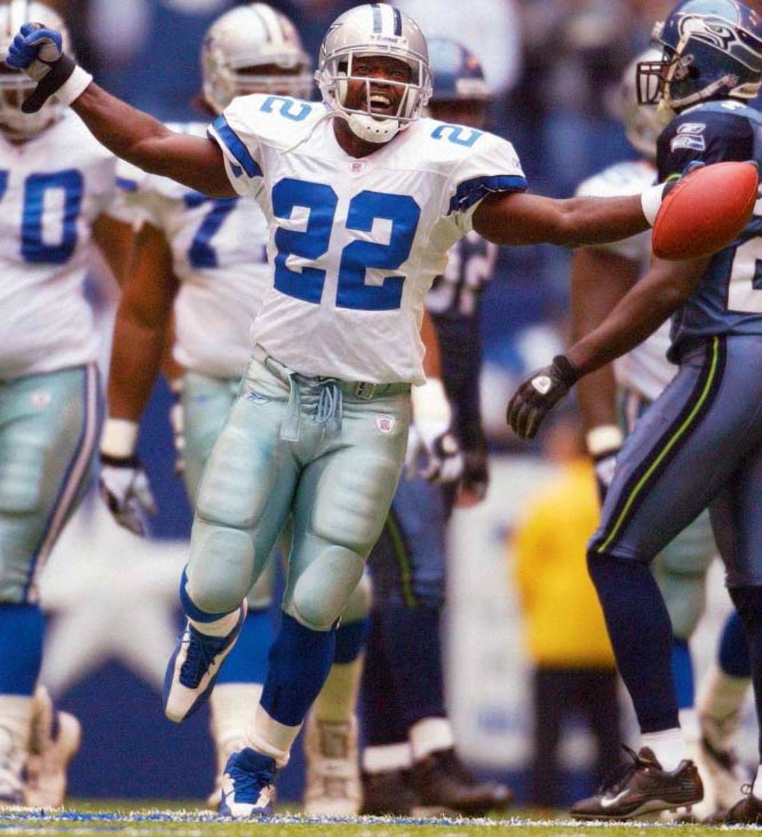 Emmitt Smith passes Walter Payton