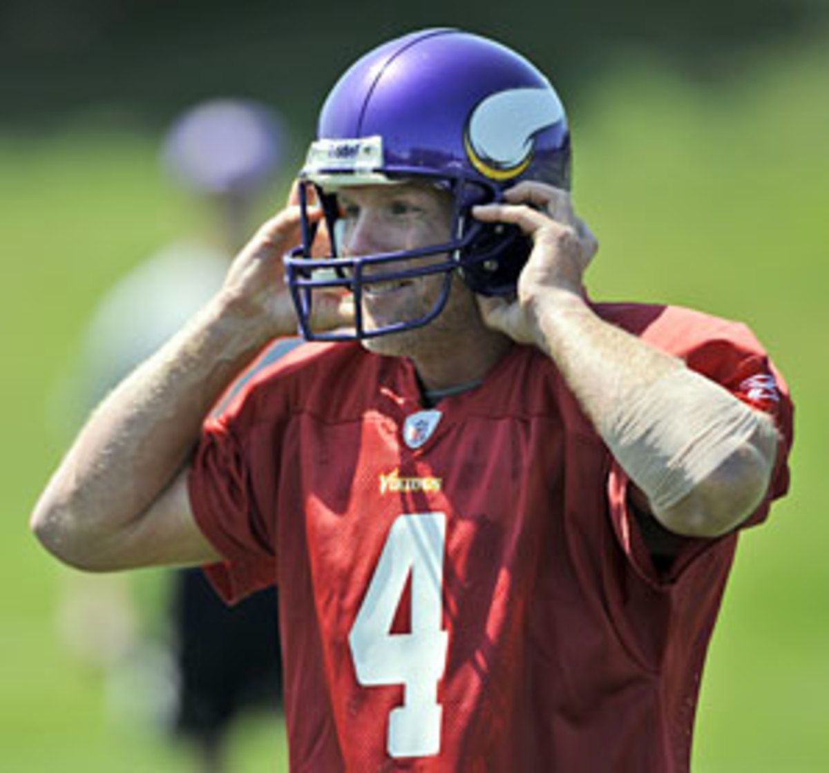 favre-ap.jpg