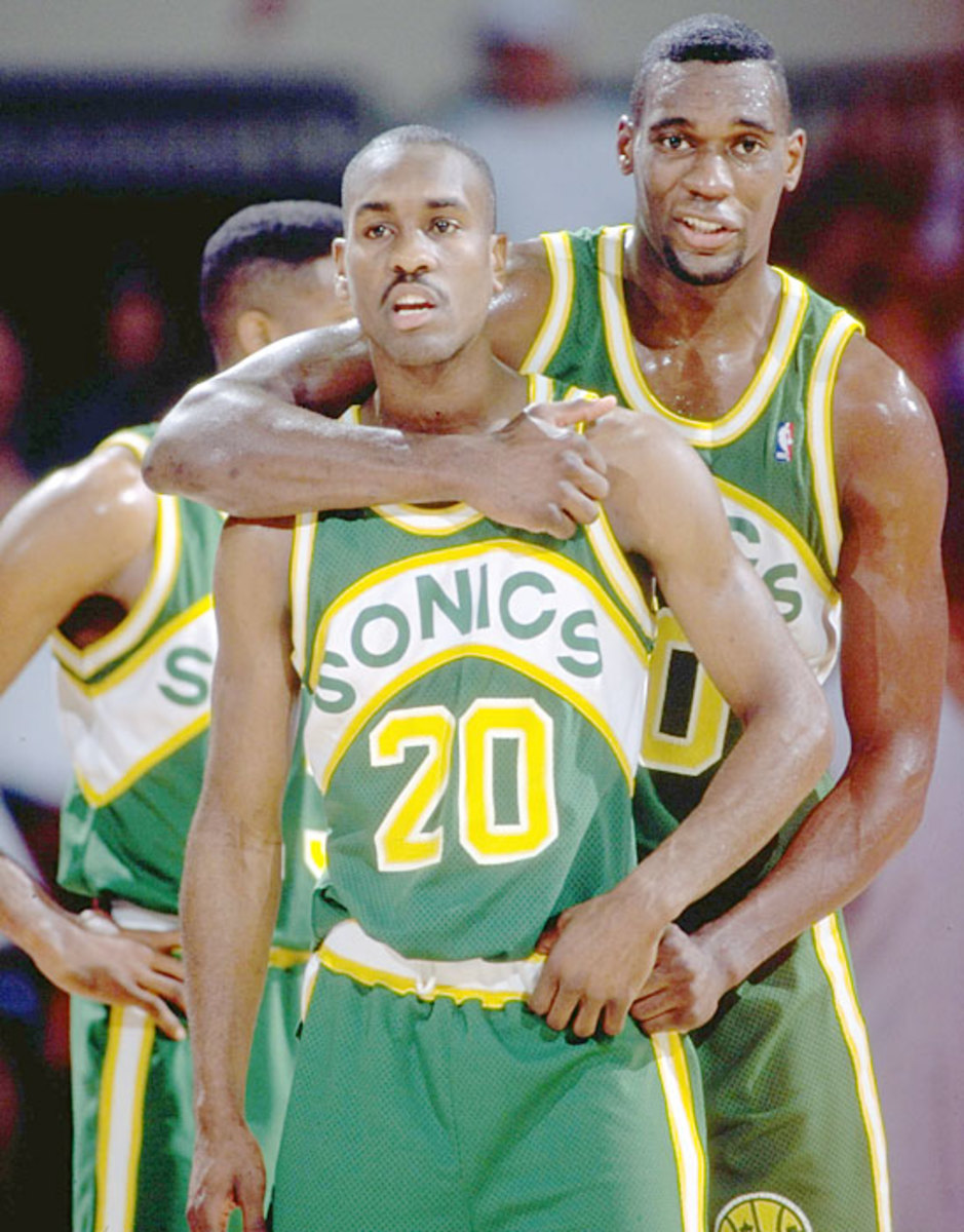 Gary Payton and Shawn Kemp Reunite to Watch Sons Play College