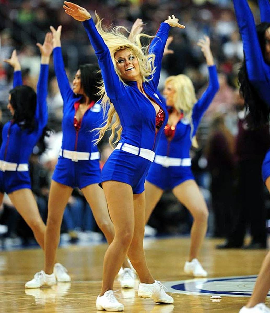 sixers-dancers-opoe-50068.jpg