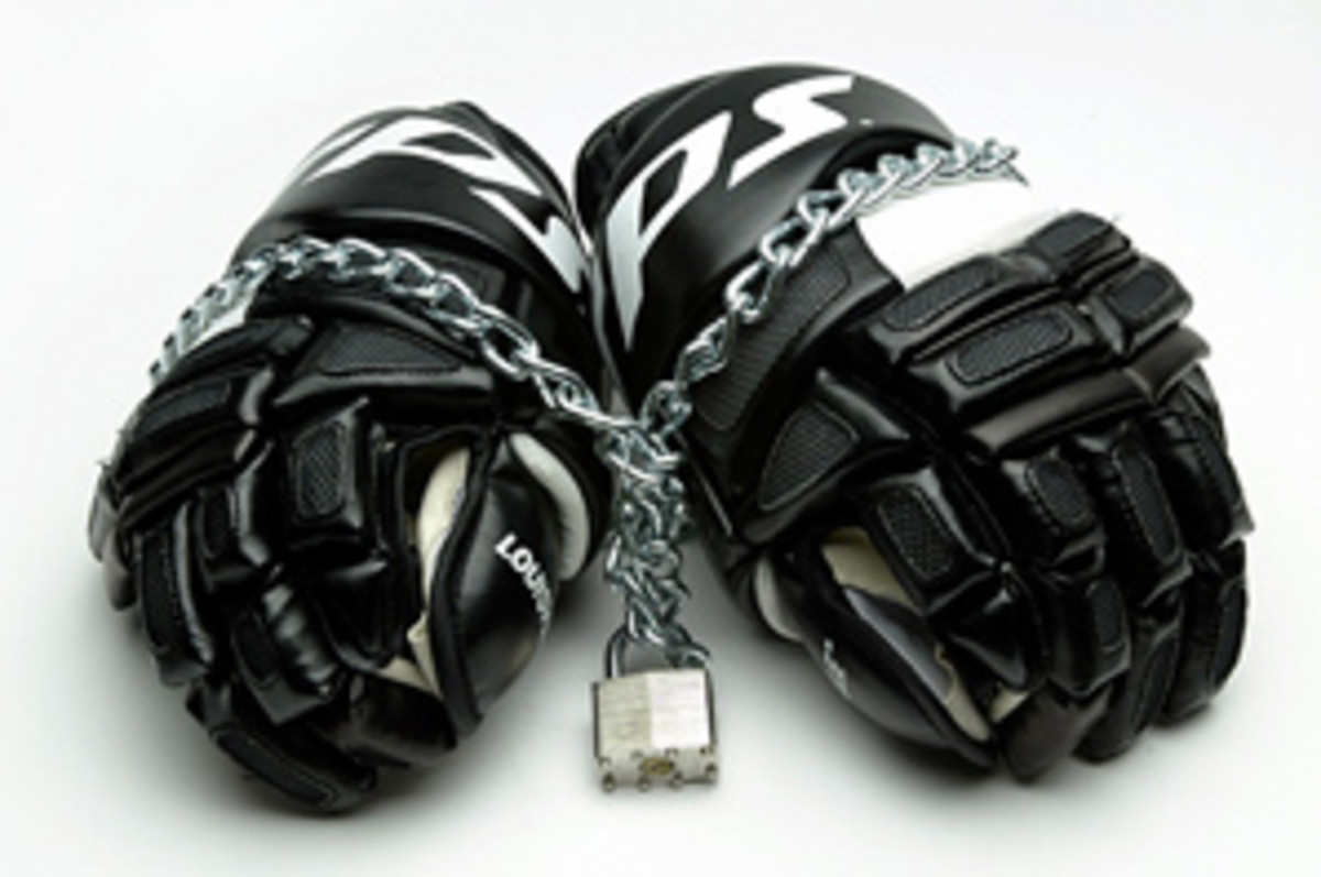 NHL-lockout.gloves.jpg