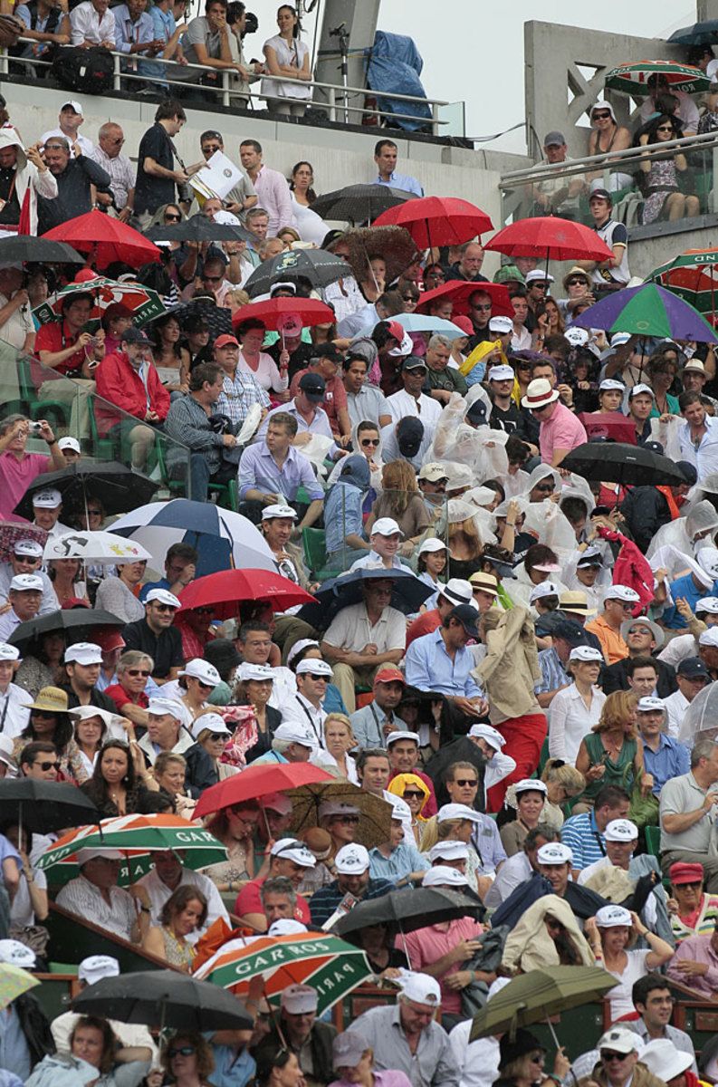 11-crowd.jpg
