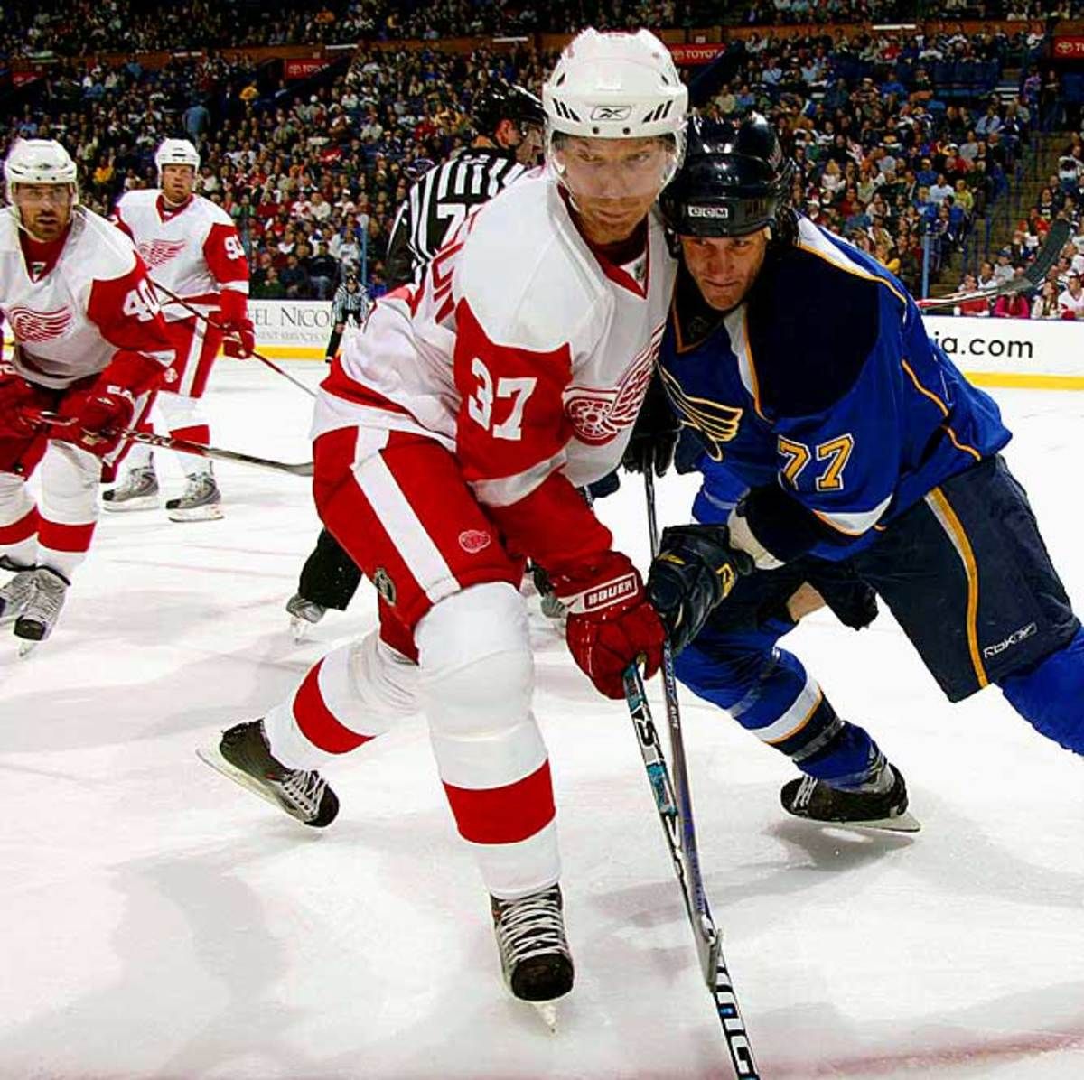 Mikael Samuelsson