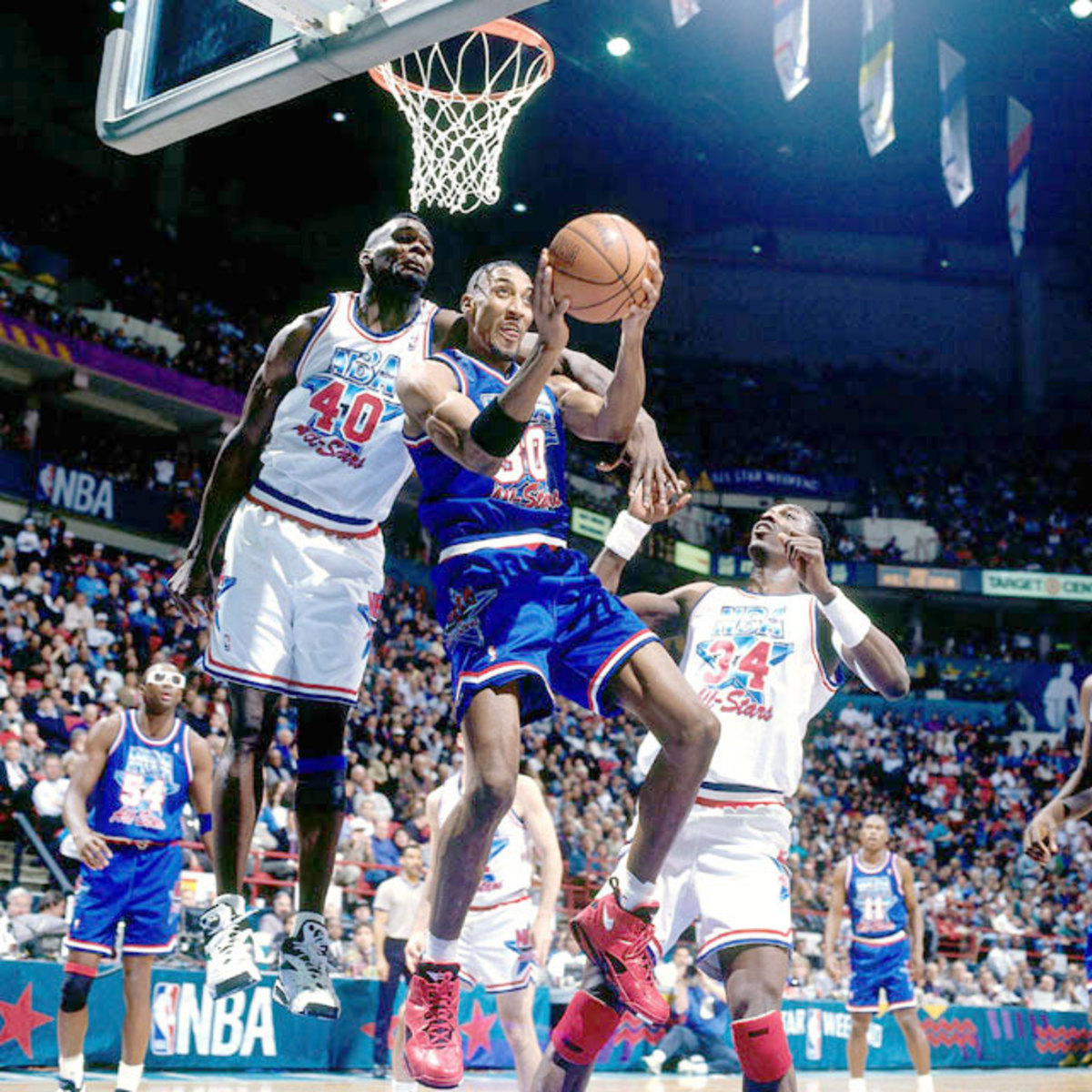 Shawn Kemp and Scottie Pippen