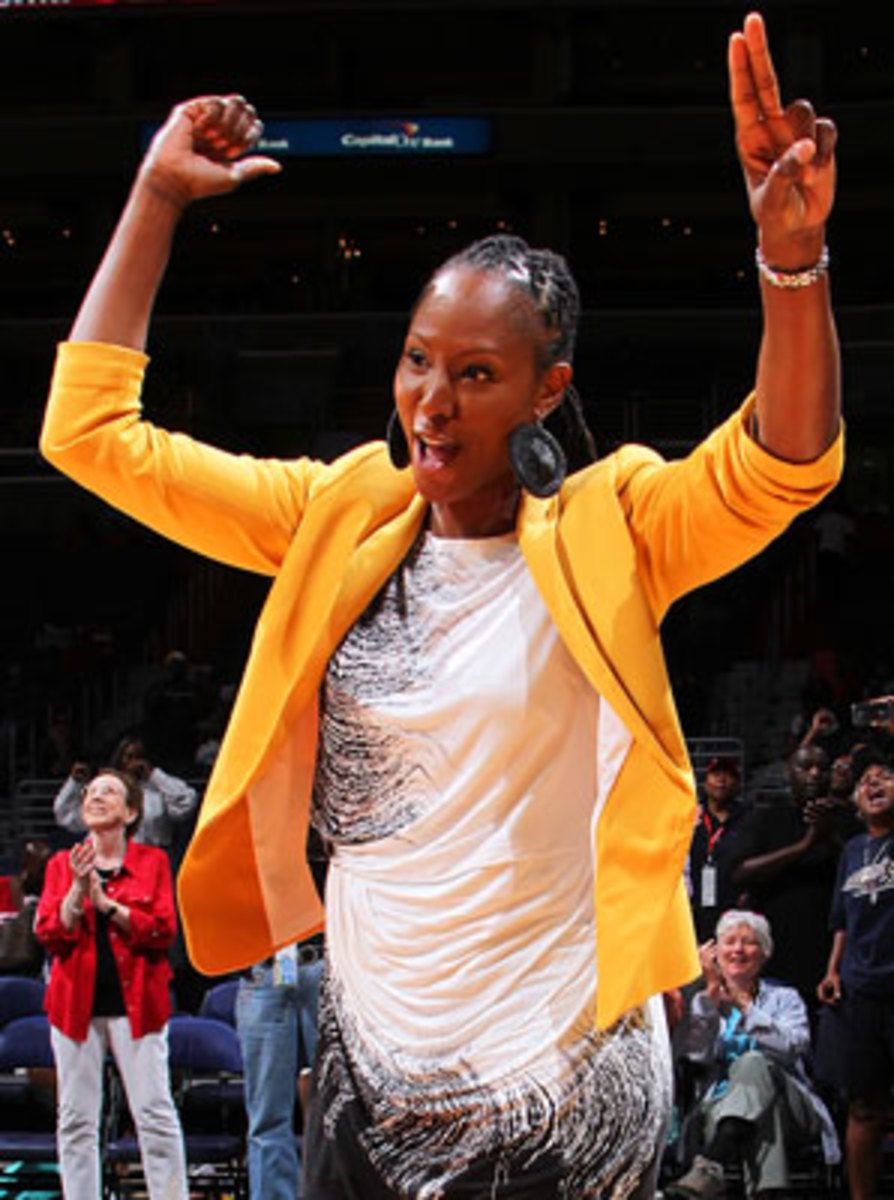 holdsclaw.jpg