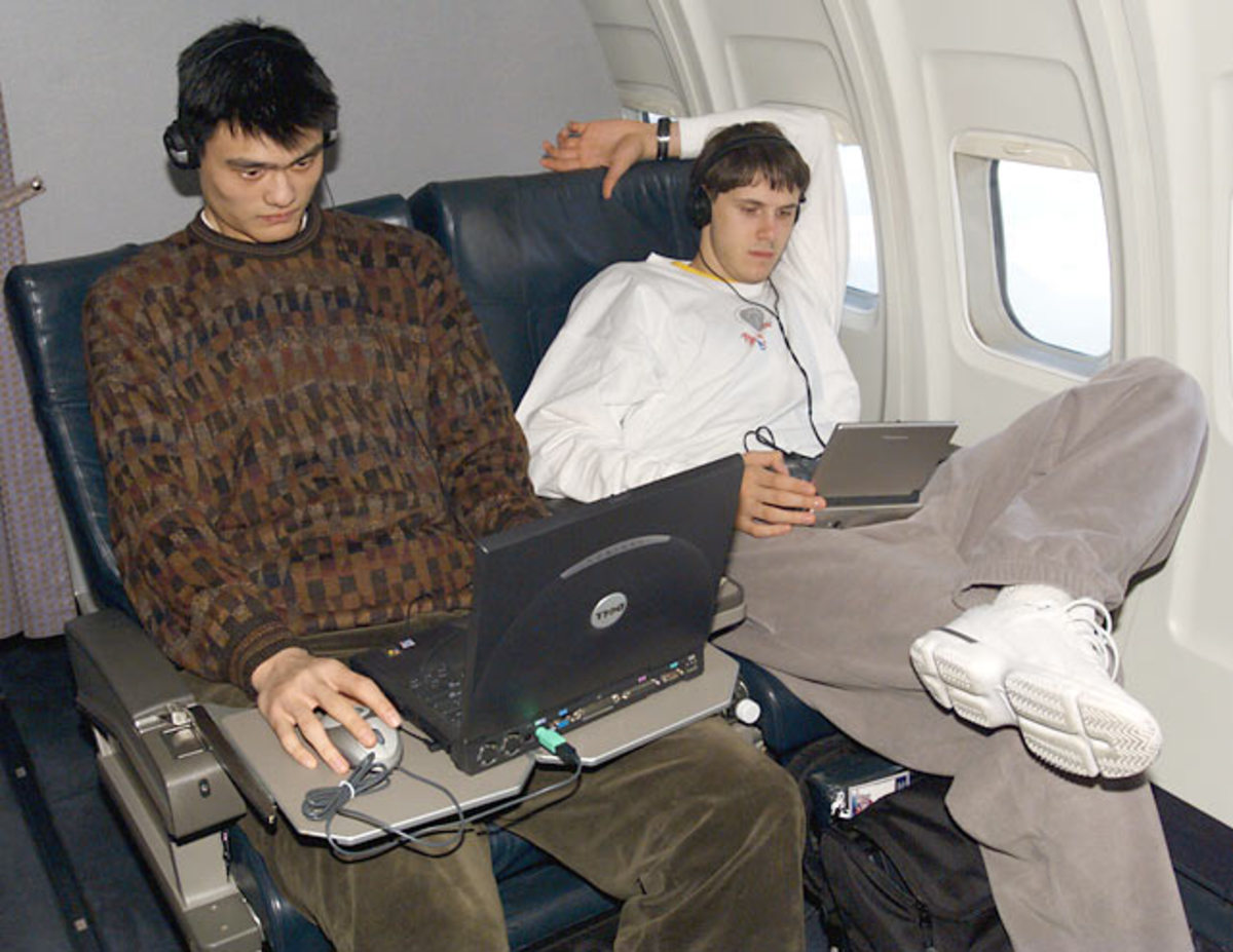 Yao Ming and Bostjan Nachbar