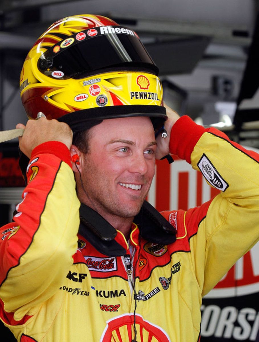 Kevin-Harvick-8.jpg
