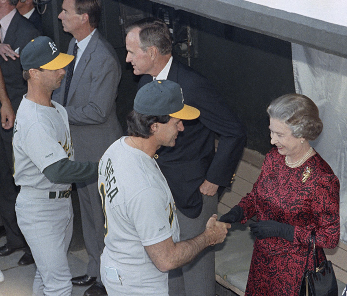 Tony La Russa and Queen Elizabeth II