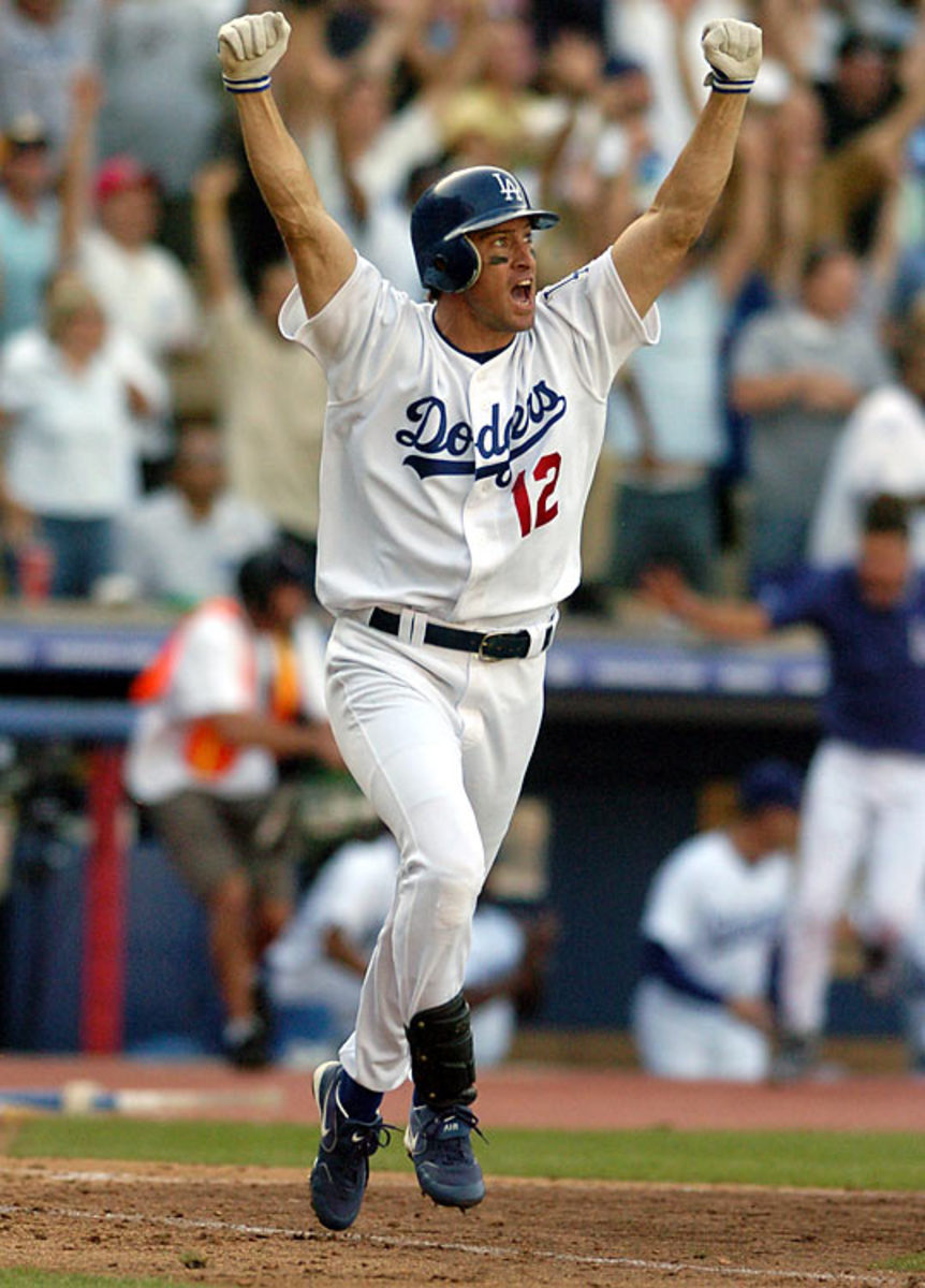 Dodgers win 2004 NL West title