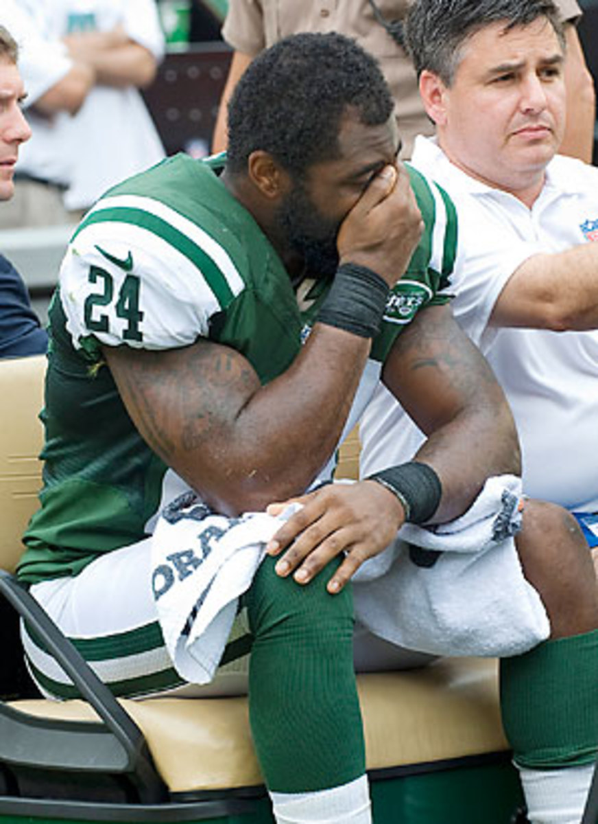 revis2.jpg