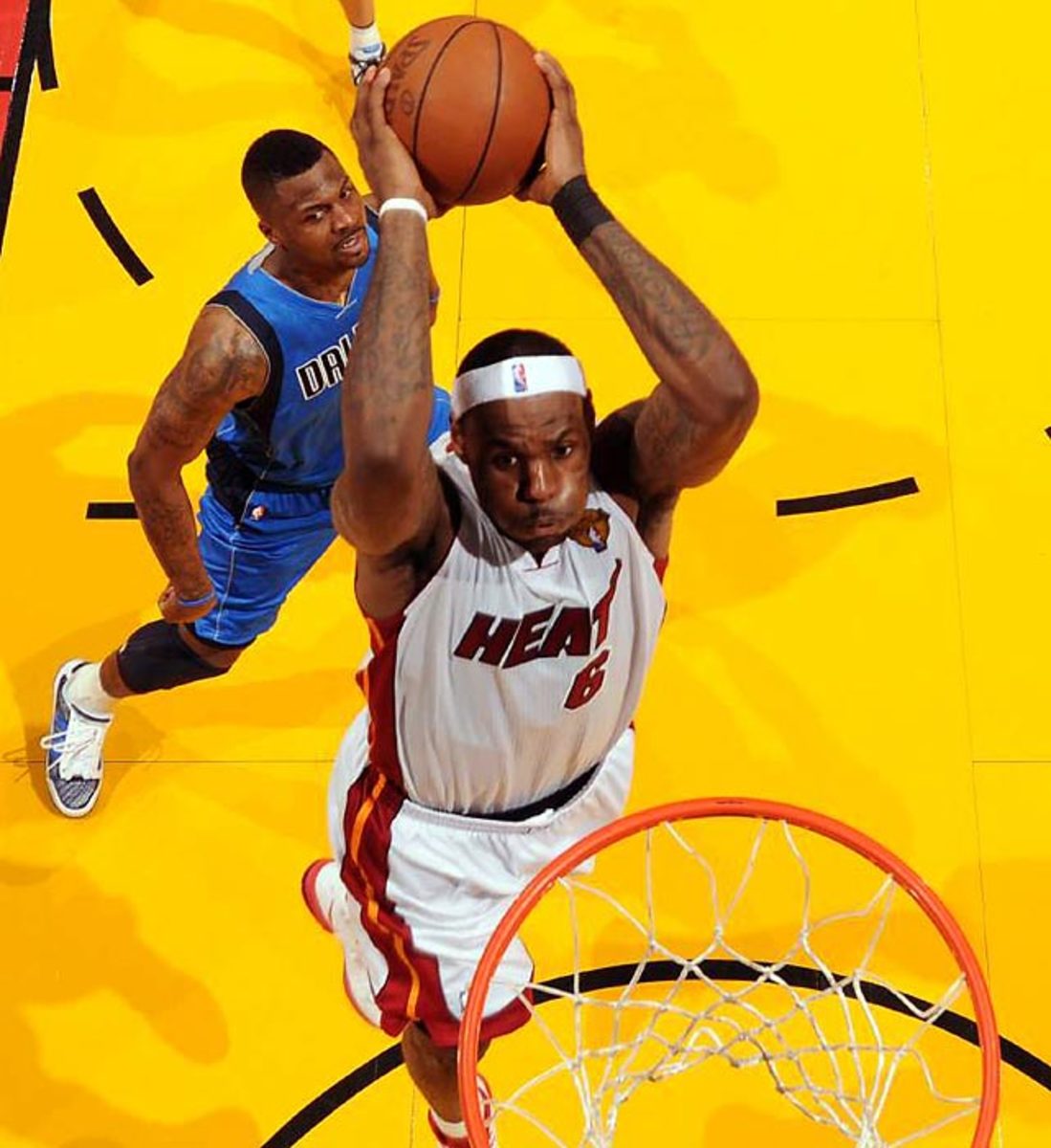 0-lebron-james-op1j-72890-mid.jpg