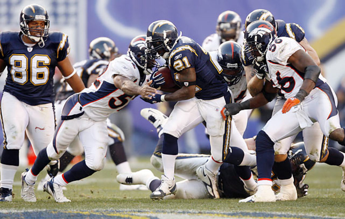 2006 Tomlinson breaks single-season TD record vs. Broncos