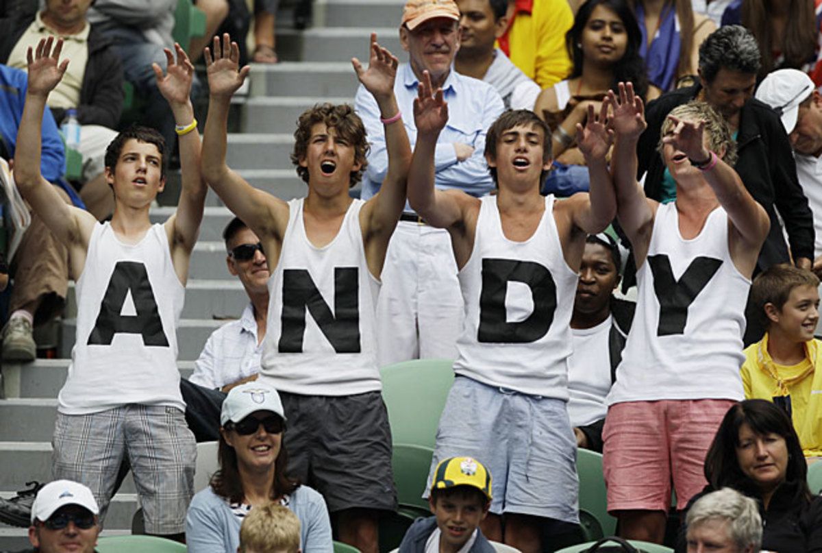 08-murray-fans.jpg