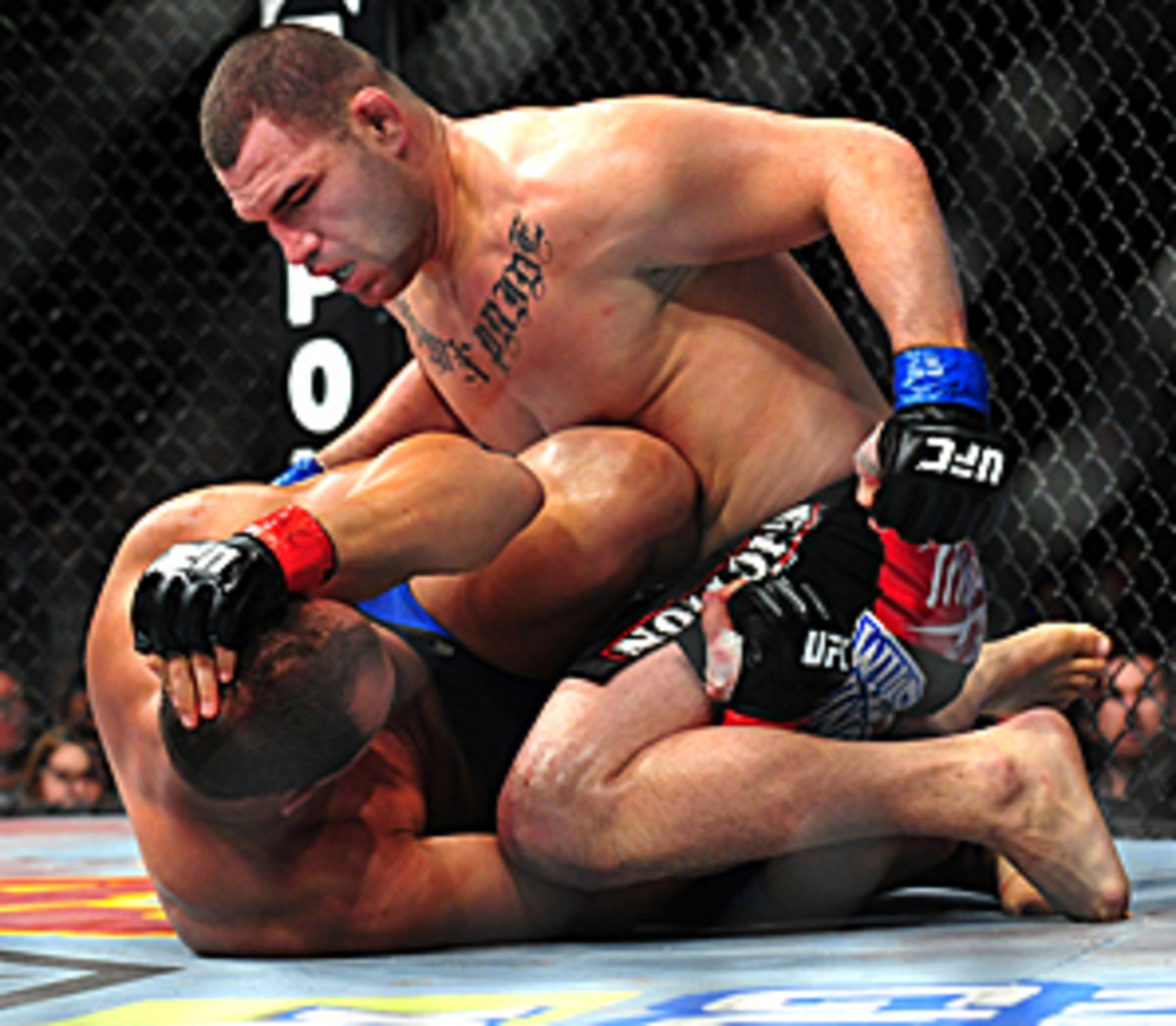 Cain Velasquez was able to dominate the fight by forcing the boxing-oriented Junior Dos Santos to the ground.