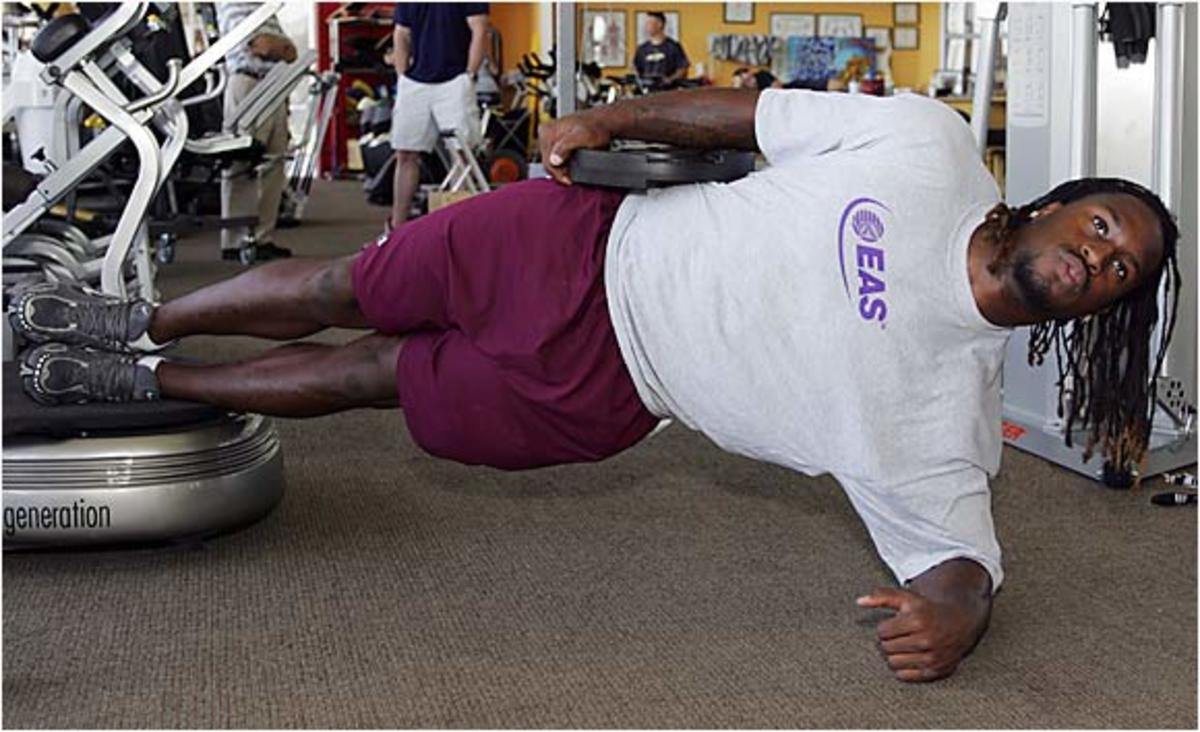 Lateral Pillar Bridge