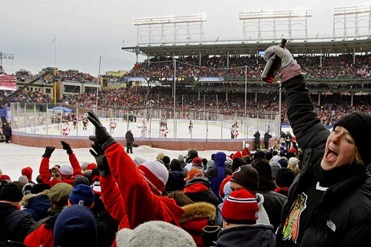 Red Wings 6, Blackhawks 4