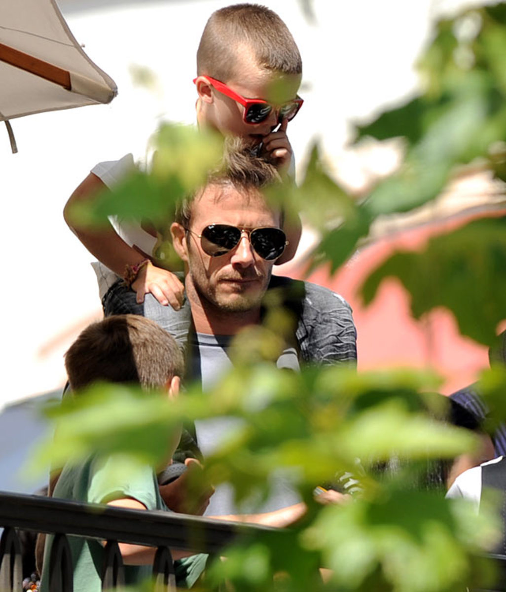 david-beckham-romeo-cruz.jpg