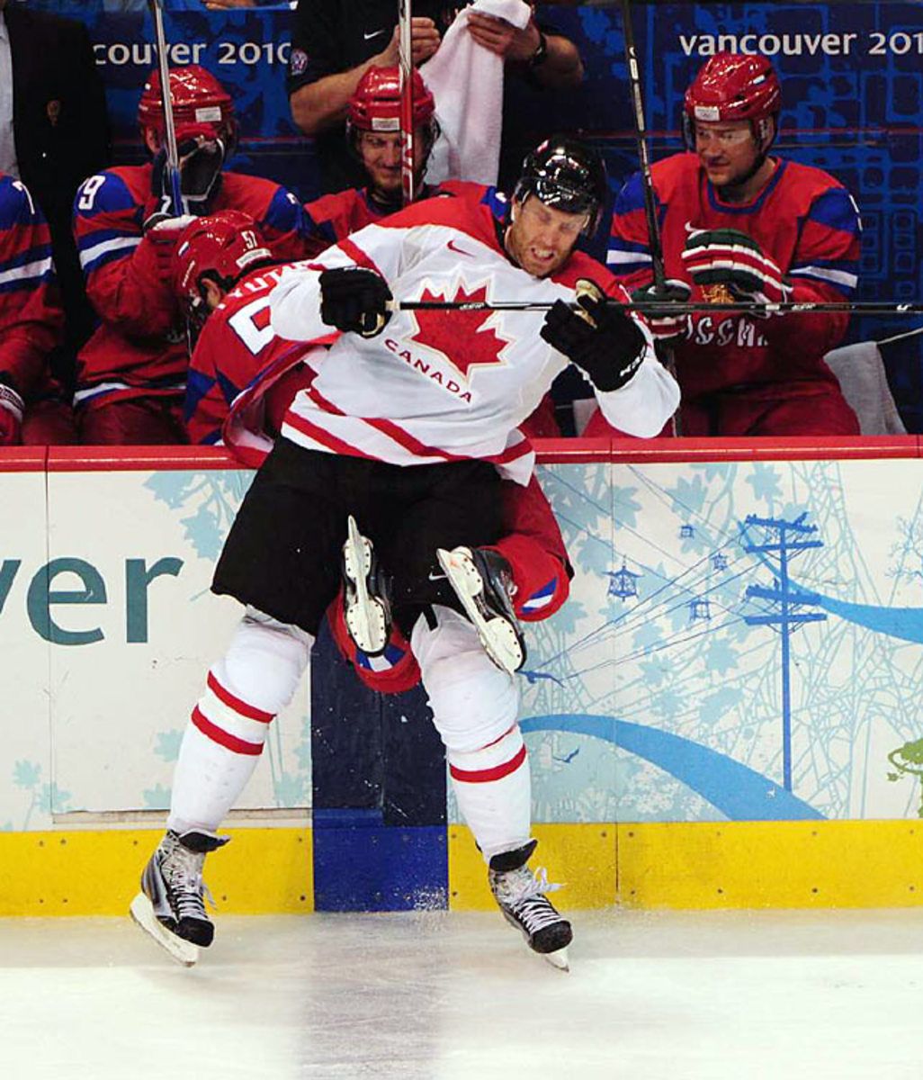 0.canada-russia.opsa-16586-mid.jpg