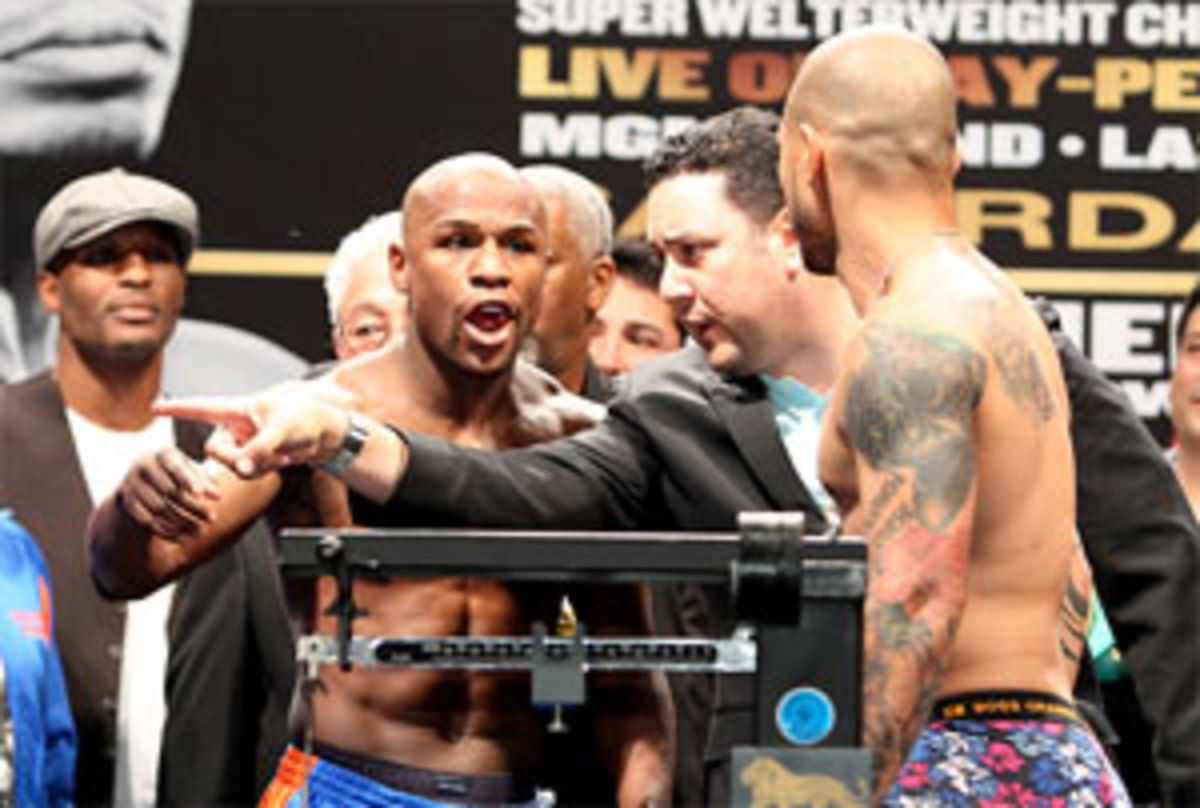 mayweather-cotto-weigh-in
