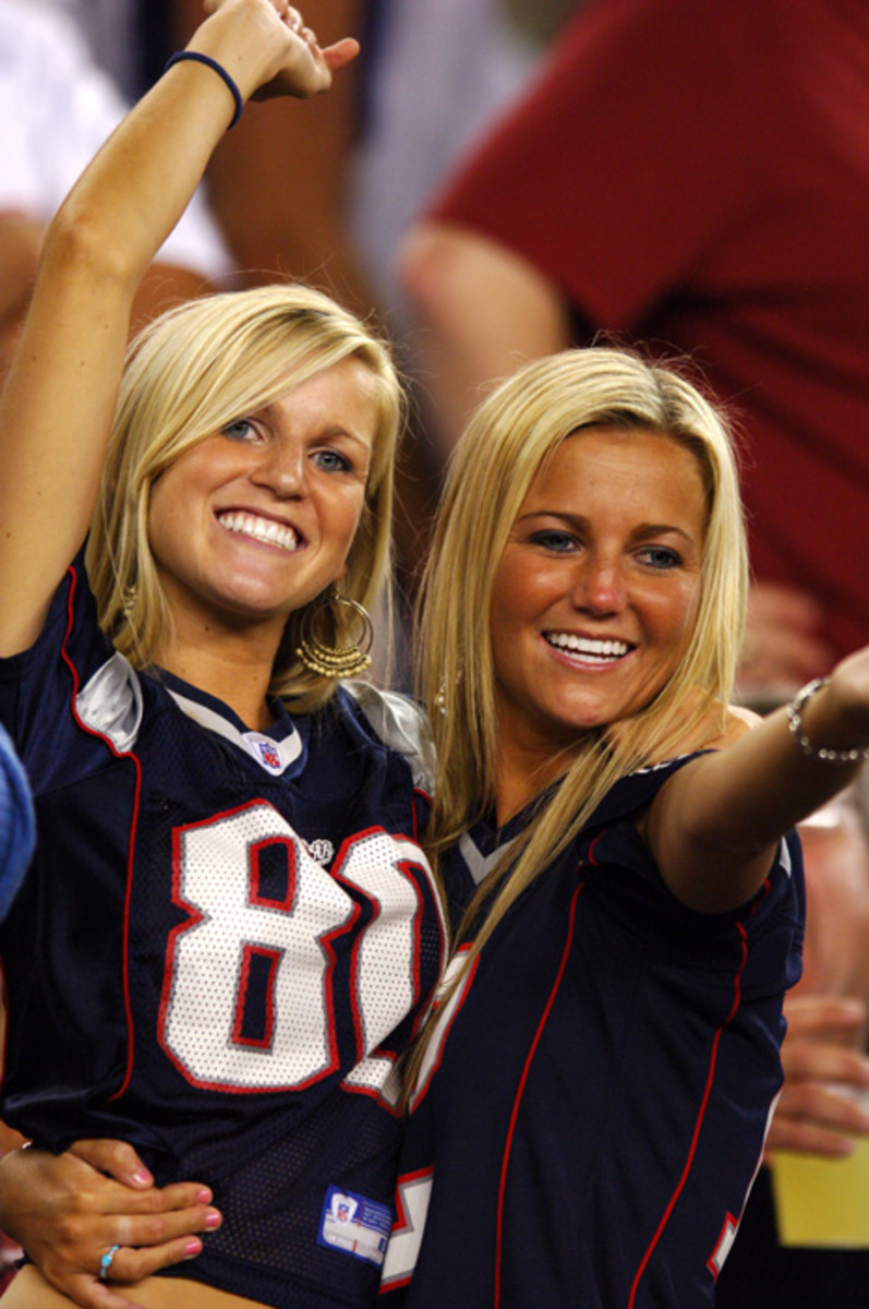 Female Fans of the NFL Sports Illustrated