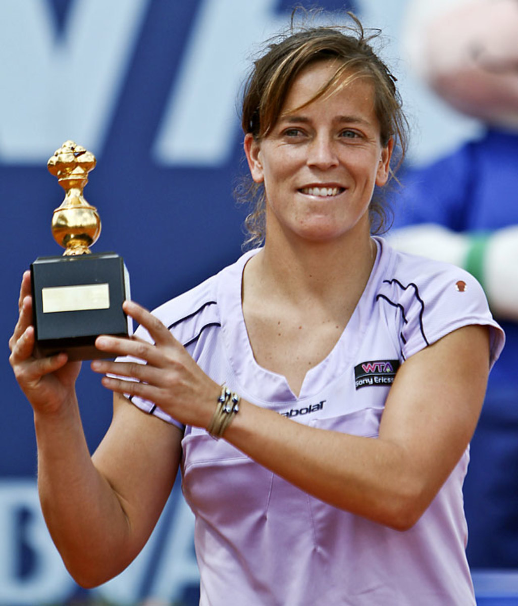 Lourdes Dominguez Lino