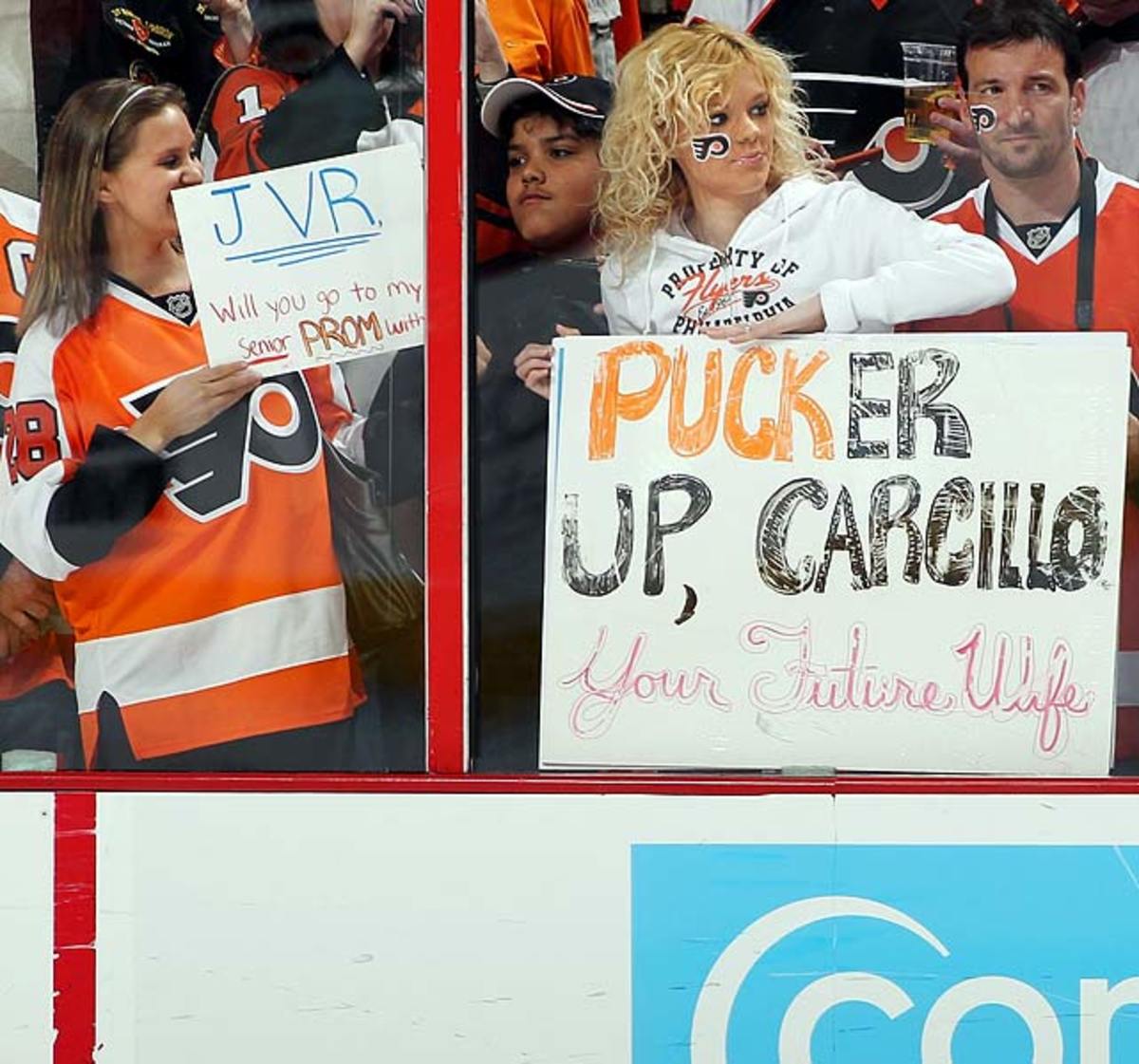 Sign of the Times: Funniest Fan Signs in Hockey