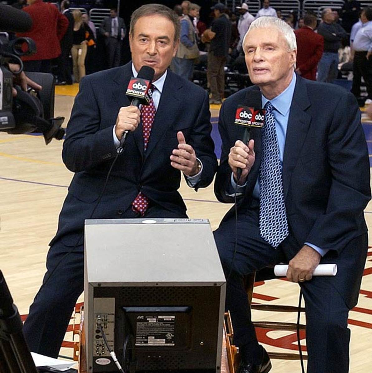 hubie-brown-al-michaels.jpg